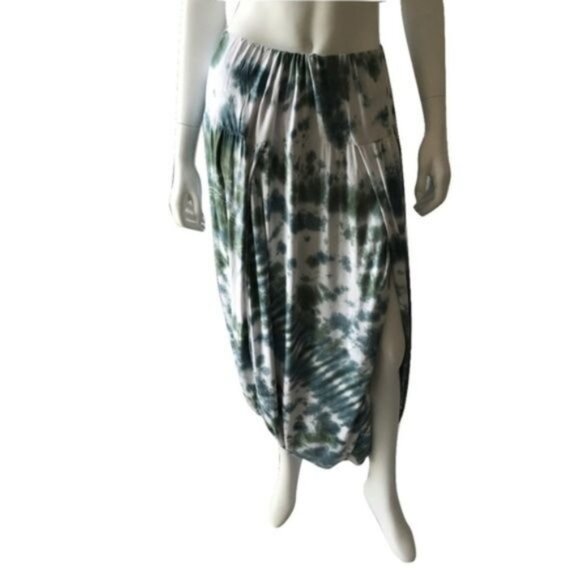 Jayli Ocean Tie-Dye Pujari Skirt - Picture 1 of 3